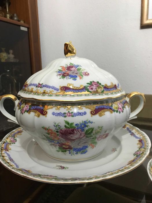 Louça decorativa Limoges Nova