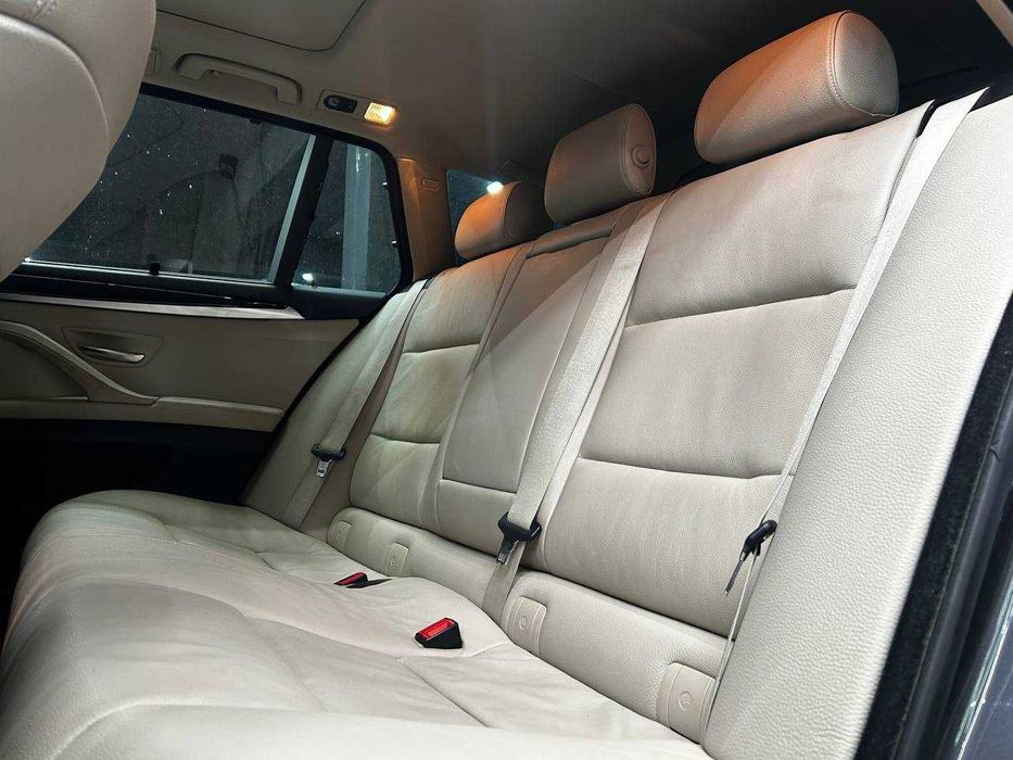 BMW 520d 2011 року