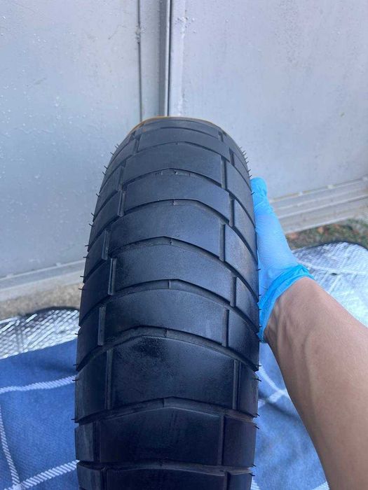 Шини скутер Metzeler Karoo Street 140/70 R14 гума для скутера