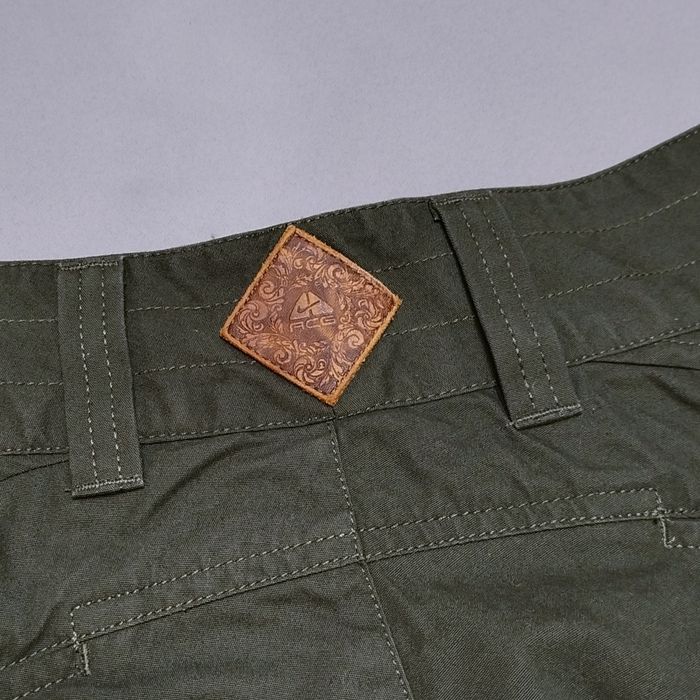 Штани Nike ACG .