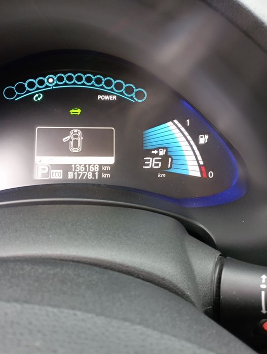 Продам Nissan leaf _ 50 кВт!!!