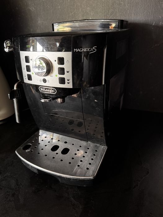 Ekspres delonghi magnifica