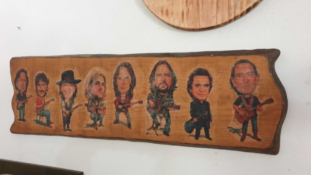 Gravações em madeira rústica