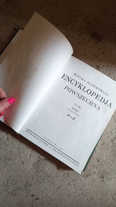 Zestaw encyklopedii powszechnej