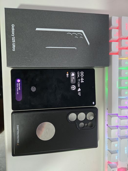 Samsung S25 ultra Stan idealny pudełko etui gwarancja 12 GB 256 czarny