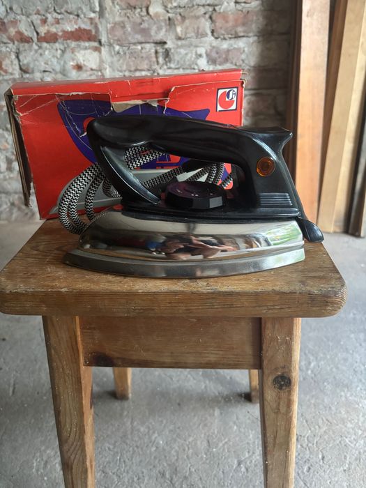 Sprzedam rzeczy użytkowe: prodiż, żelazka, krzesła