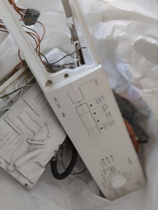 Продам б/в запчастини для пральної машини Bosch Maxx4