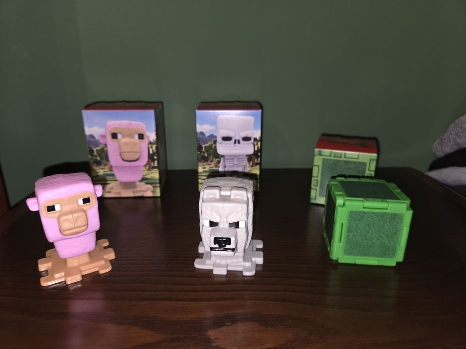 Troco por outros colecionáveis da coleção minecraft do McDonald's