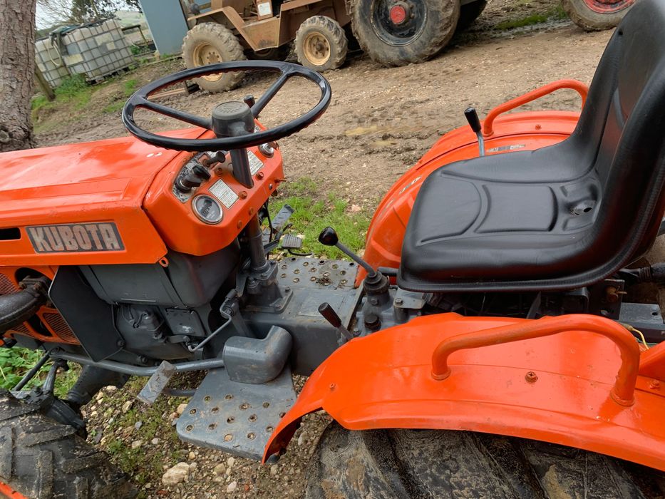 Tractor Kubota 7001 Mafra