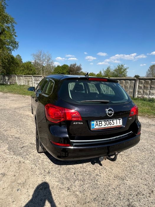 Opel Astra J 2011 Sports Tourer 1.7 CDTI