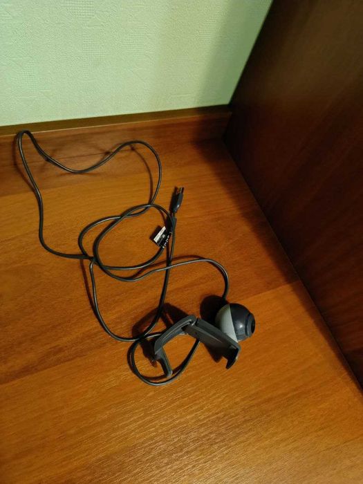 Веб-камера Logitech C200 V-u0011
