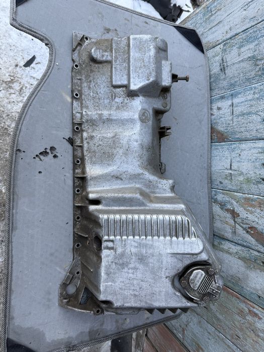 Масляный поддон BMW M52 2.5 2.8 2.0