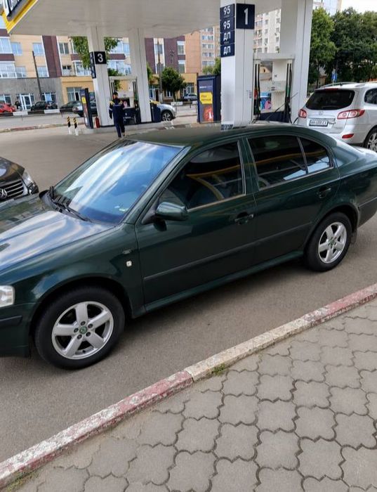 продам автомобіль