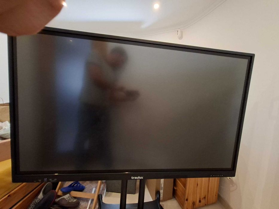 Monitor Interativo Digital - Traulux