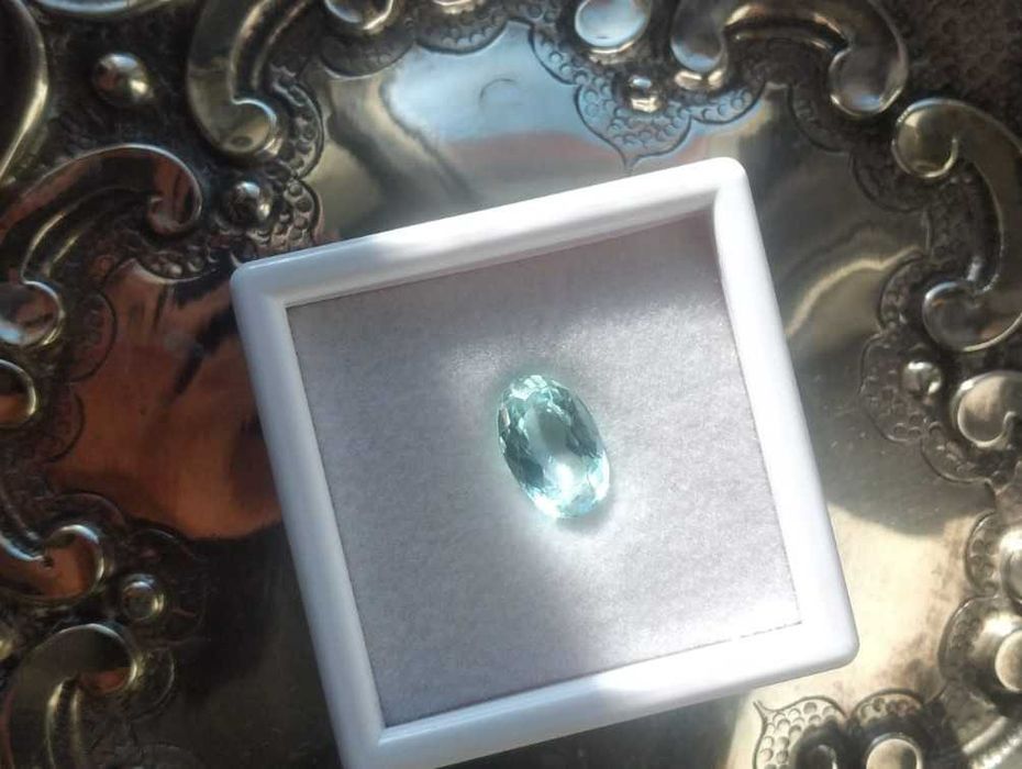 Água Marinha Natural, em talhe Oval, Peso: 3.60 cts. Gema do ano 2026
