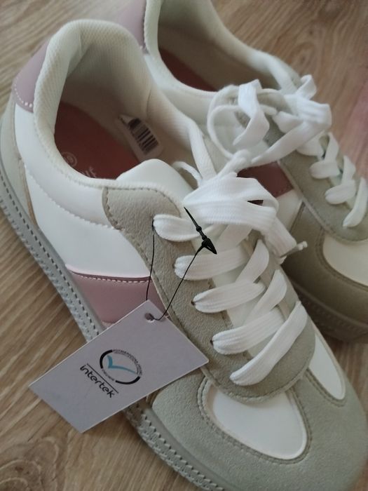 Buty damskie 39 sneakersy