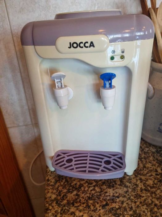Dispensador de água fria