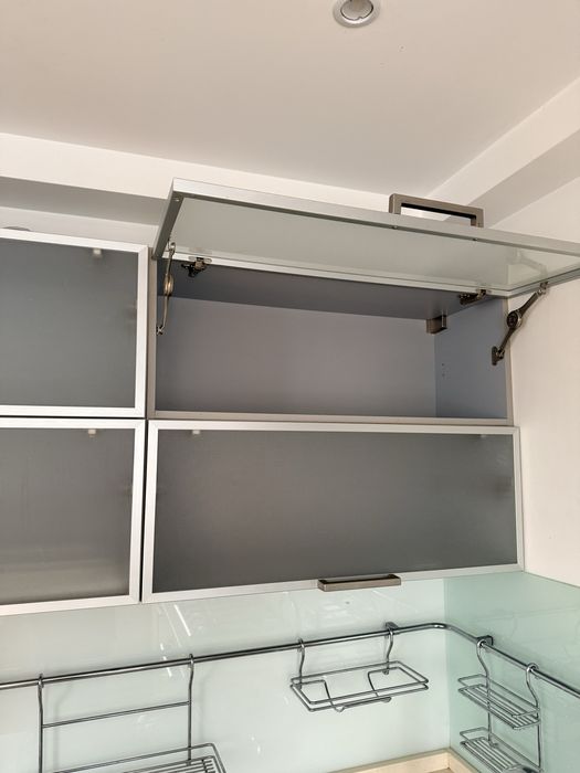 Кухонні шафи металеві. Кухонний гарнітур