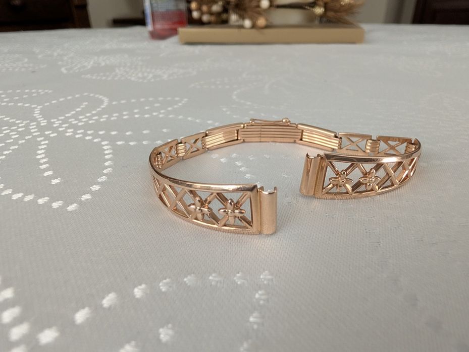 Bransoletka do zegarka ze złota