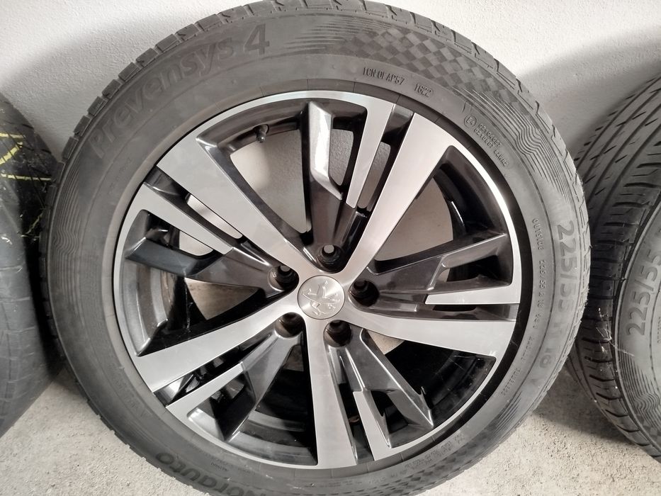 Conjunto de Jante e Pneus 225/55 R18 PEUGEOT 3008