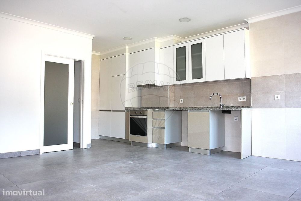 Apartamento T3 para arrendamento
