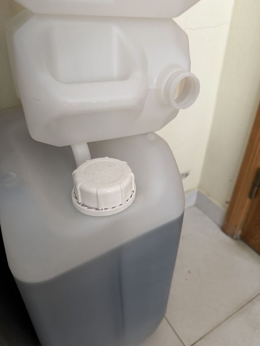 Vendo Garrafões de 5L Azeite Virgem