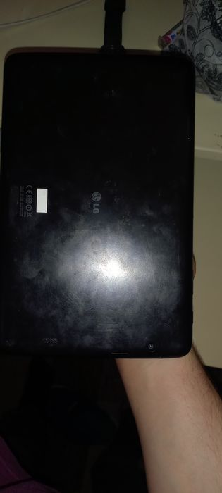 Планшет на запчасти LG V700