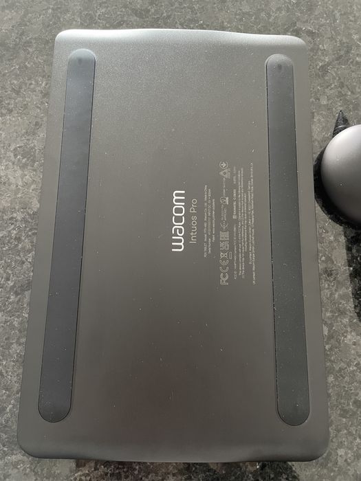 WACOM Intuos Pro S | Mesa digitalizadora (praticamente novo)