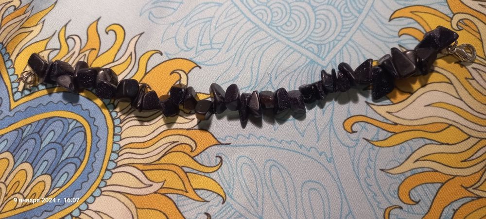 Браслеты и бусы натуральный камень