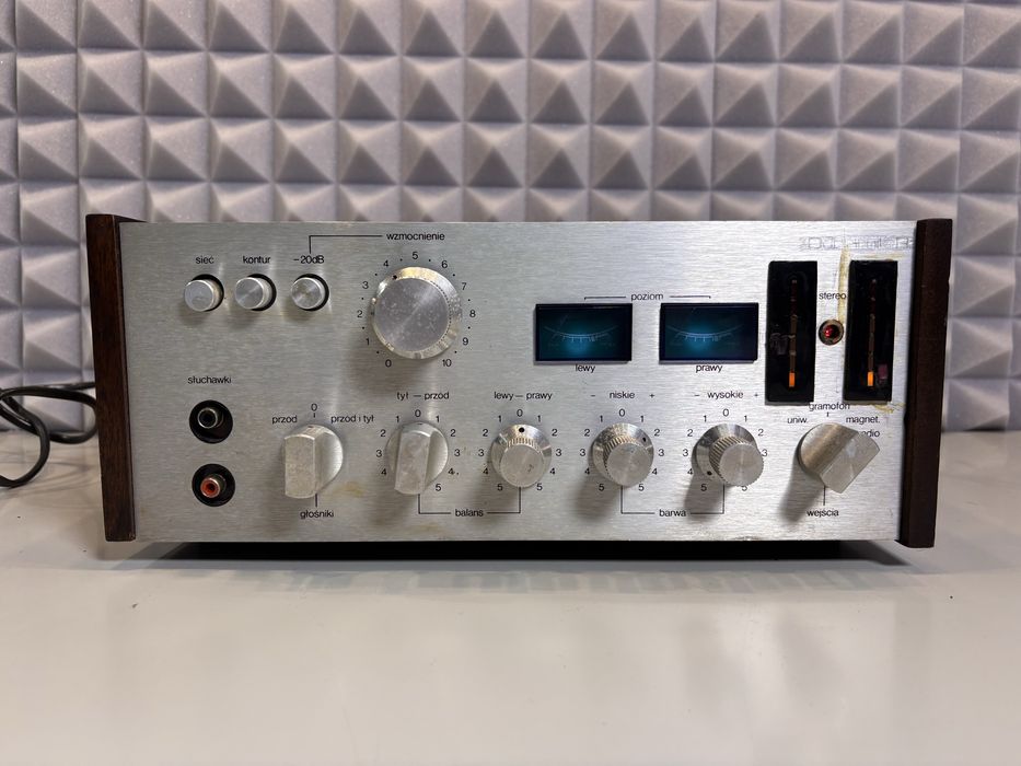 Przerobiony amplituner na wzmacniacz Radmor 5102 TE