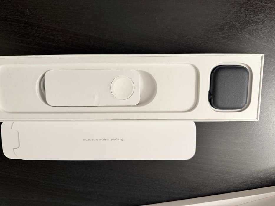 Apple watch series 8 midnight aluminium case 45mm