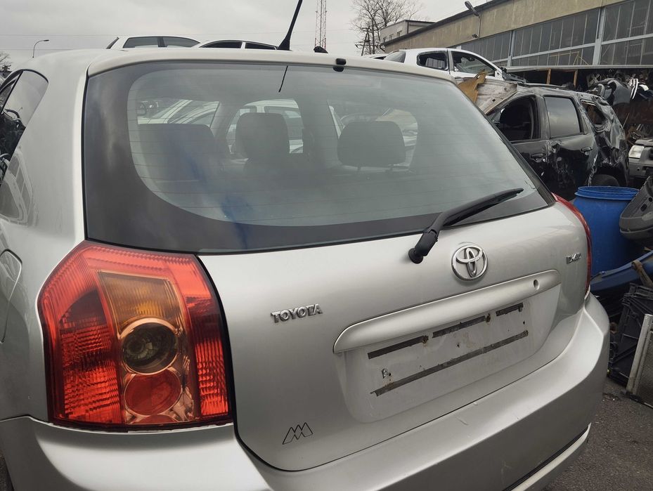 Toyota Corolla E12 2.0 D4D 3D 2006r.Klapa bagażnika.