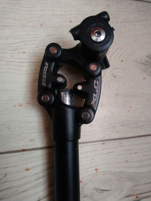 Sztyca amortyzowana XLC Suntour NCX SP-S11 /27,2mm