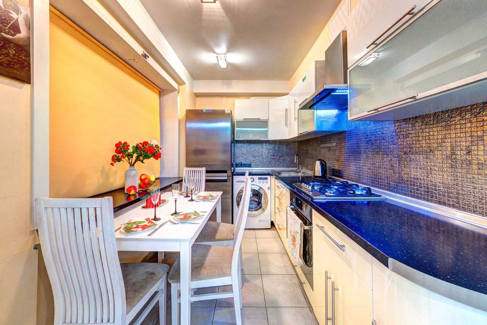 трикімнатну квартиру на бул.-7-555.biz.ua