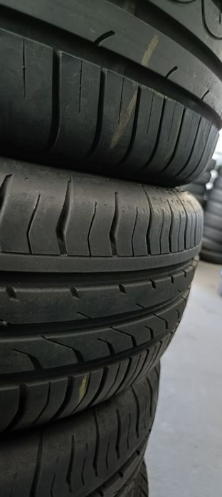 Pneus 245/45/19 A PARTIR