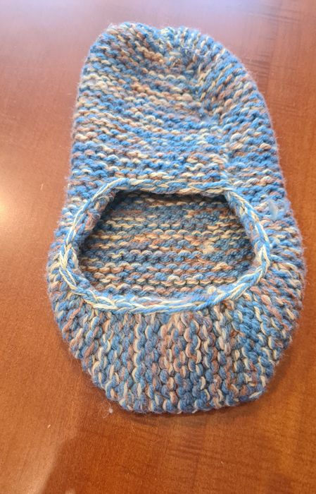 Kapcie ręcznie robione uniwersalne