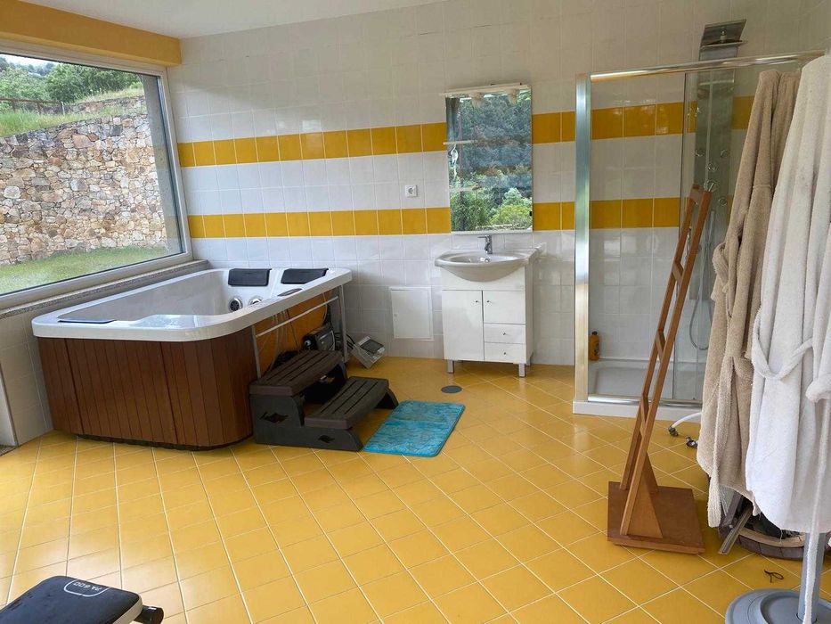 Arrenda-se casa de campo