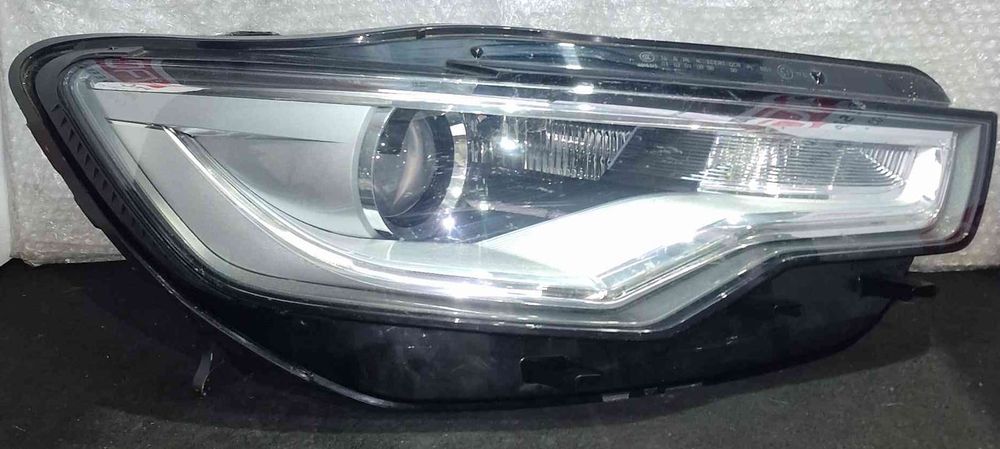 Ótica / Farol Direito 4G0941006C - AUDI A6 C7