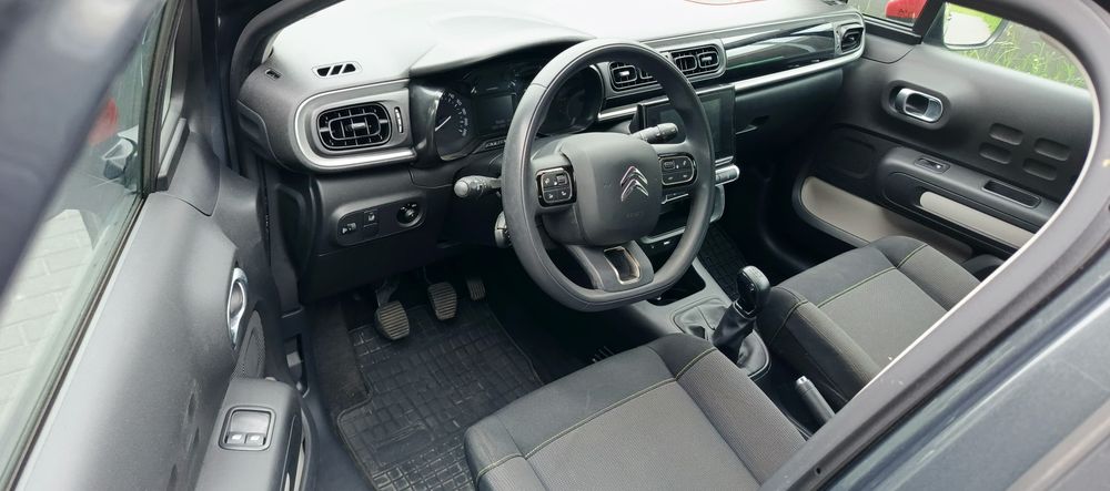 Sprzedam CITROENA c-3 benzynka