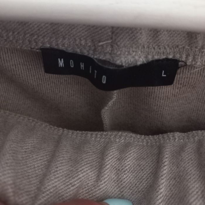 Spodnie damskie mohito i stradivarius