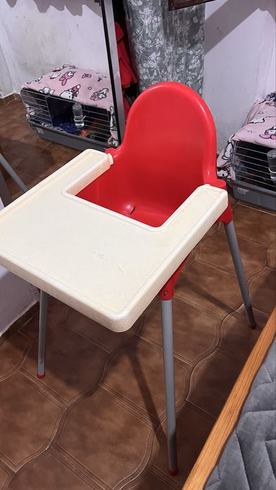 Cadeira de Alimentação - IKEA