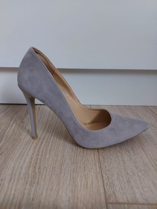 Szpilki szare Vices 37