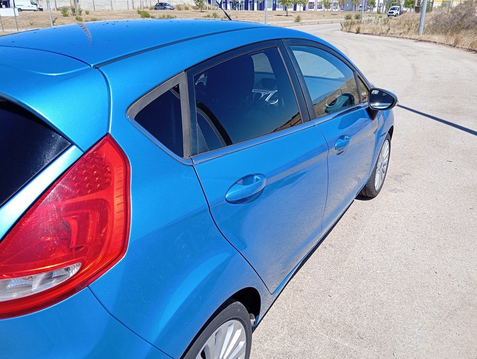 Ford Fiesta 1.2 Gasolina — photo 4