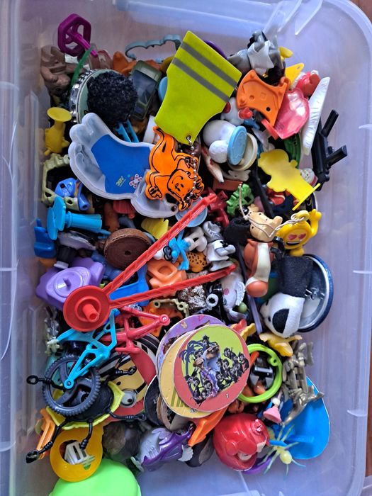 Zabawki z kinder jajka