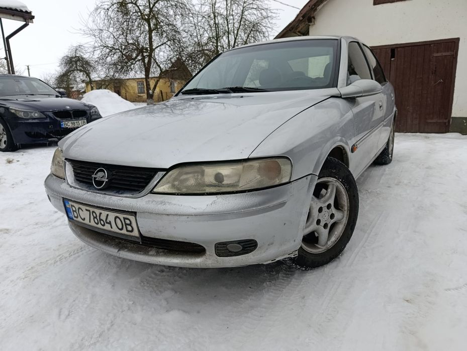 Продам ВЕКТРУ Б Restayling