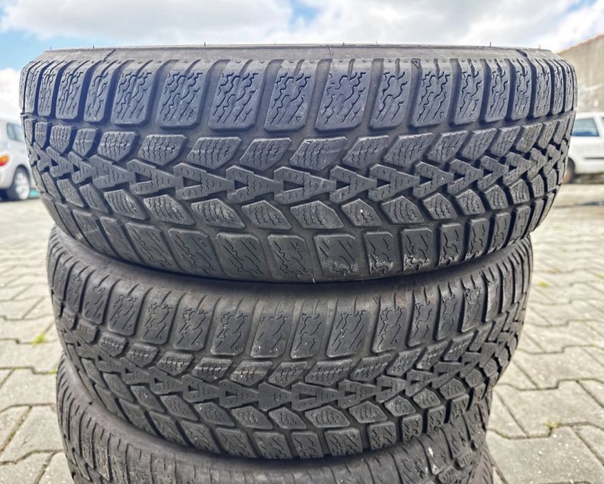 pneus 175/65 r15 Dunlop 15€