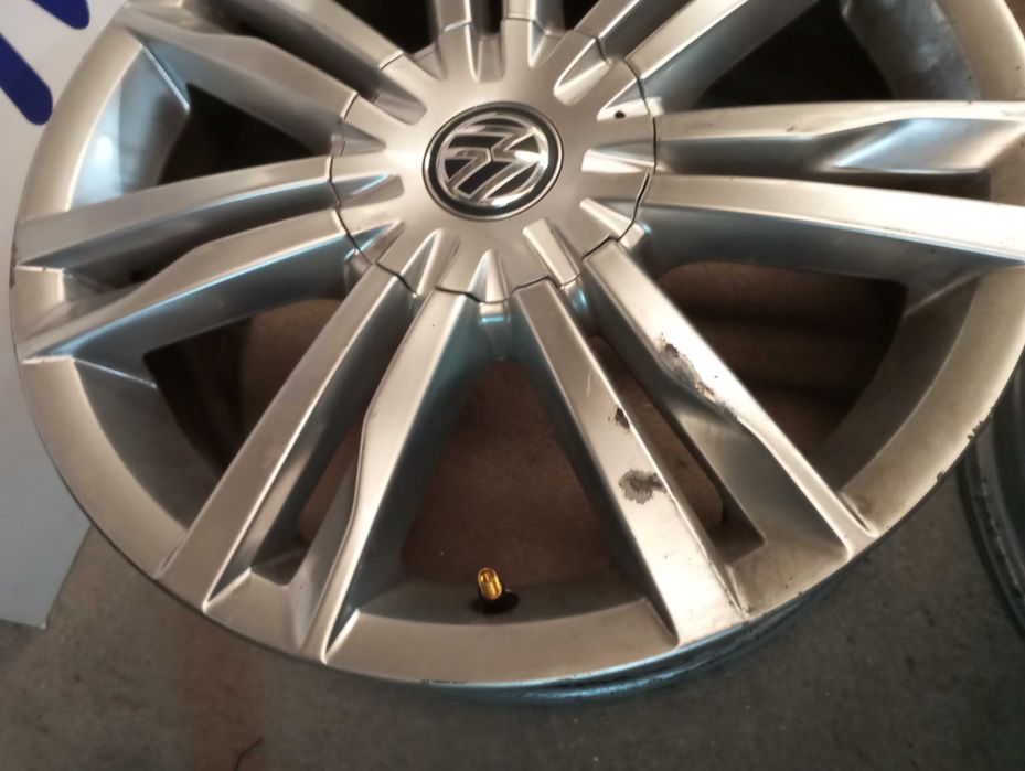 Jogo Jantes 17 Originais VW Golf VII 5x112 5G0601025C "Dijon"