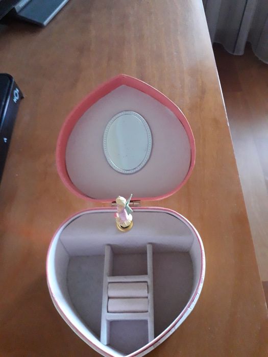 Caixa de jóias musical