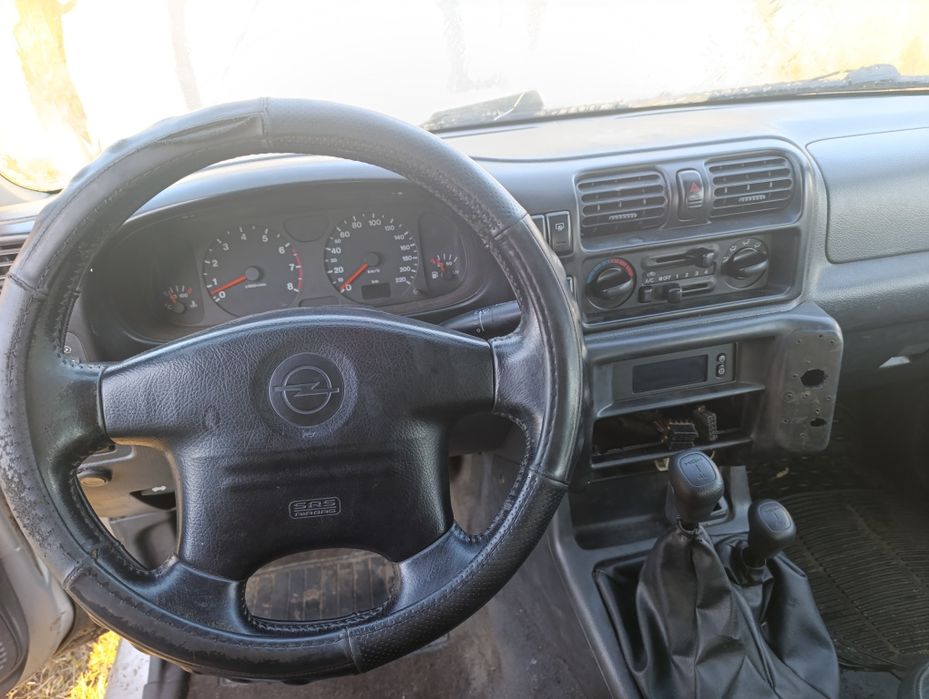 Продам OPel frontera-B