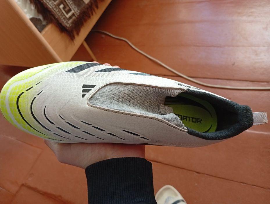 Бутси Adidas Predator 23,5 см